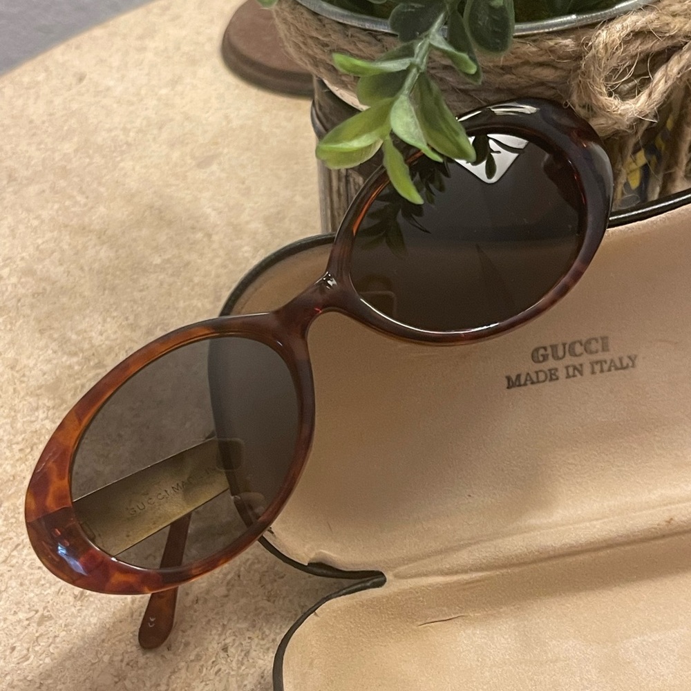 Vintage Gucci sunglasses with case